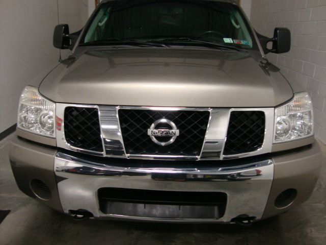2006 Nissan Titan SE 2WD