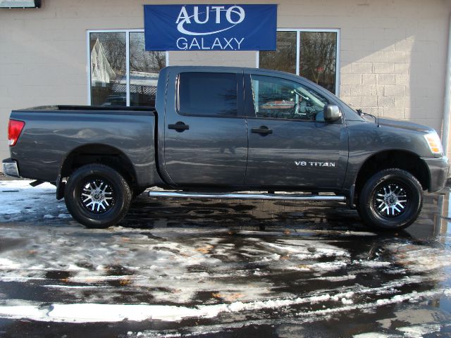 2006 Nissan Titan SE 2WD