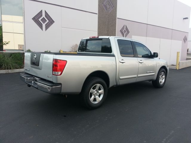 2006 Nissan Titan SLE Z71 Crew Cab Short Bed 4X4