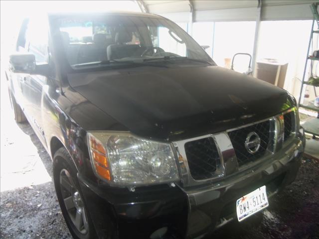 2006 Nissan Titan Lx-4wd