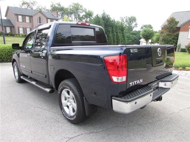 2006 Nissan Titan 4dr Sdn DSG