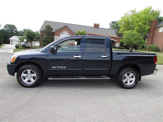 2006 Nissan Titan 4dr Sdn DSG
