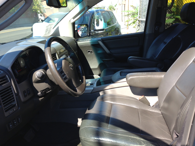 2006 Nissan Titan SE 2WD