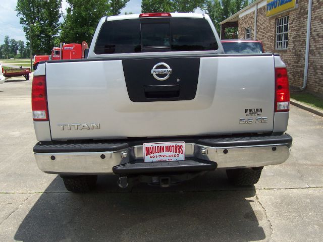 2006 Nissan Titan SE 2WD