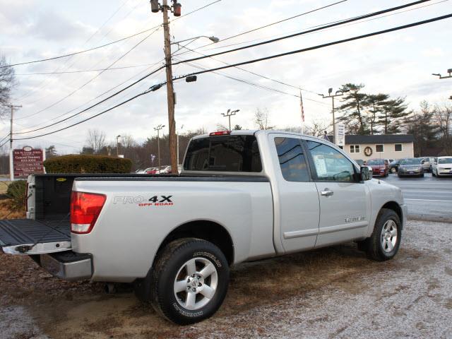 2006 Nissan Titan SE