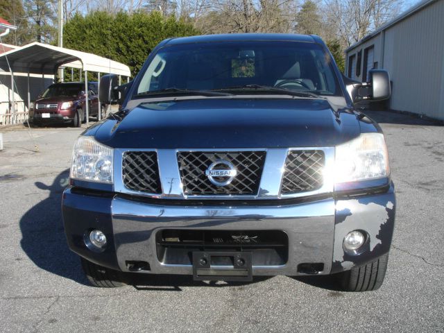 2006 Nissan Titan SE 2WD