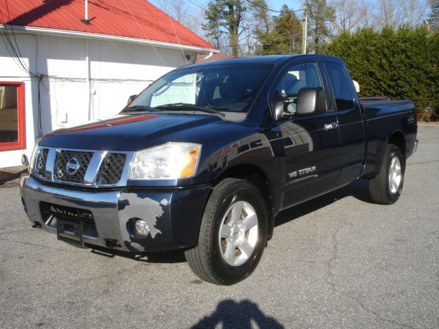 2006 Nissan Titan SE 2WD