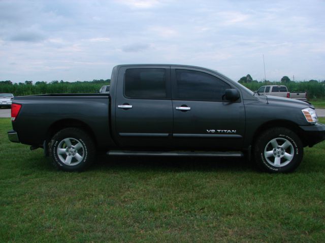 2006 Nissan Titan SLE Z71 Crew Cab Short Bed 4X4