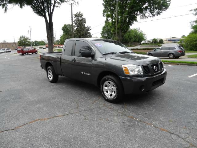 2006 Nissan Titan SE 2WD