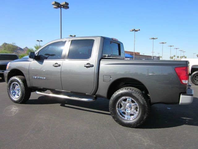 2006 Nissan Titan LT 1500 DVD W/monitorflex Fuel 4X4