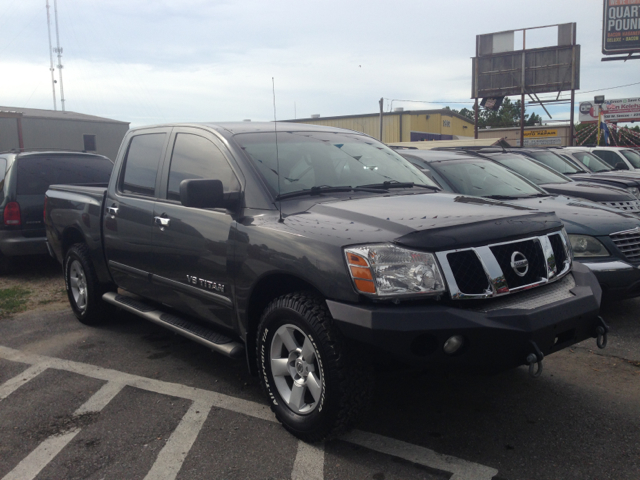 2006 Nissan Titan SLE Z71 Crew Cab Short Bed 4X4