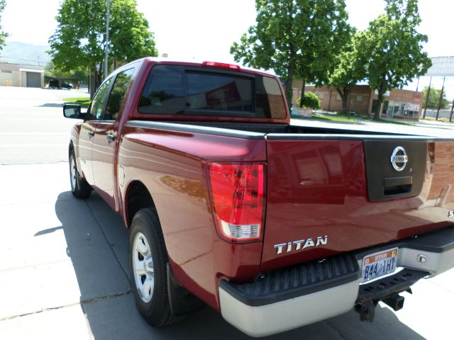 2006 Nissan Titan SE 2WD
