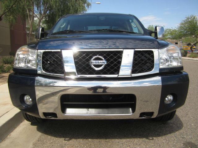 2007 Nissan Titan 4X4 Le3rd Rowone Owner