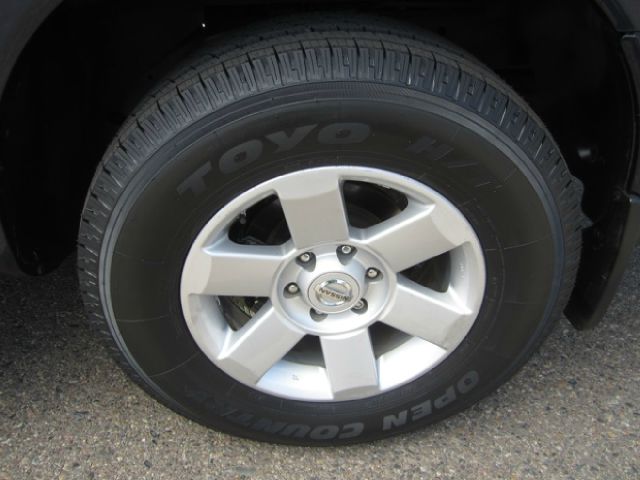 2007 Nissan Titan 4X4 Le3rd Rowone Owner