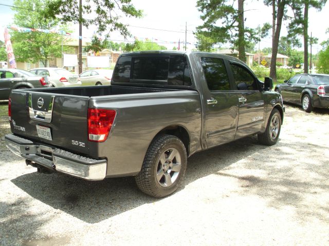 2007 Nissan Titan SLE Z71 Crew Cab Short Bed 4X4