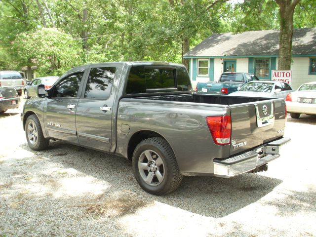 2007 Nissan Titan SLE Z71 Crew Cab Short Bed 4X4