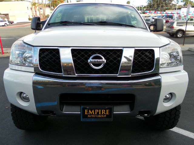 2007 Nissan Titan SLE Z71 Crew Cab Short Bed 4X4