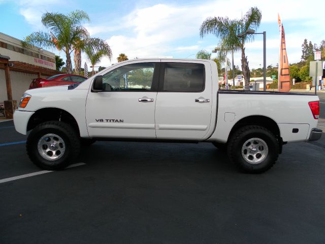 2007 Nissan Titan SLE Z71 Crew Cab Short Bed 4X4