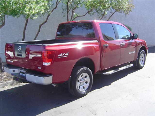 2007 Nissan Titan W/nav.sys