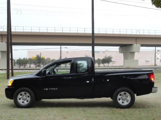 2007 Nissan Titan Unknown