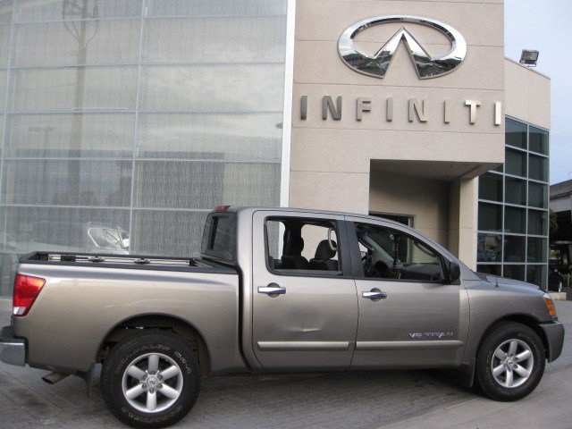 2007 Nissan Titan SE