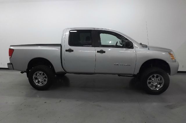 2007 Nissan Titan SLT EXT CAB 4X2
