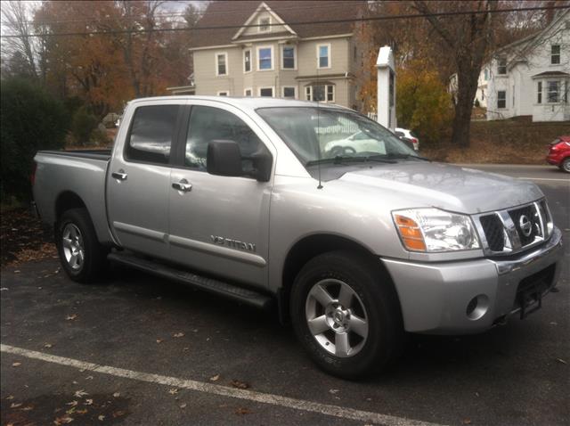 2007 Nissan Titan SLT EXT CAB 4X2