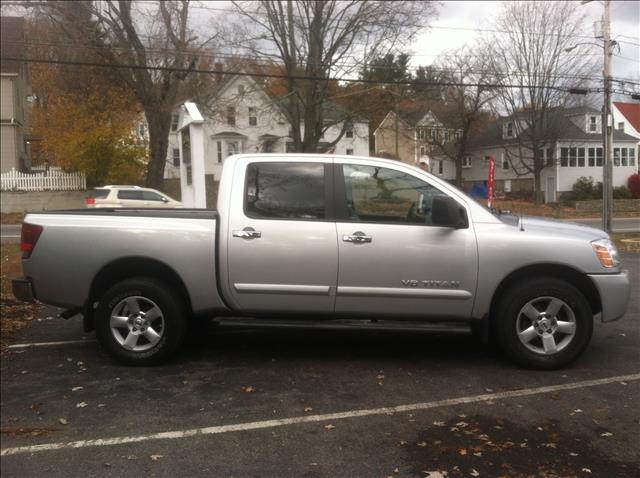 2007 Nissan Titan SLT EXT CAB 4X2