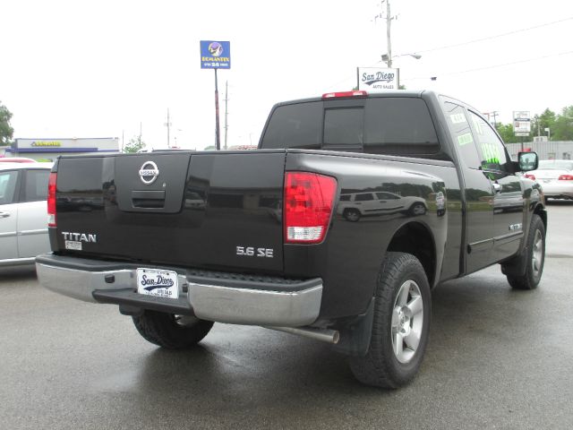 2007 Nissan Titan SE 2WD