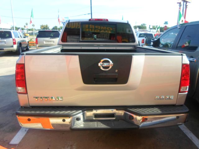 2007 Nissan Titan SLE Z71 Crew Cab Short Bed 4X4