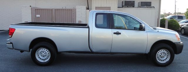 2008 Nissan Titan 4dr SE V6 Auto 4WD