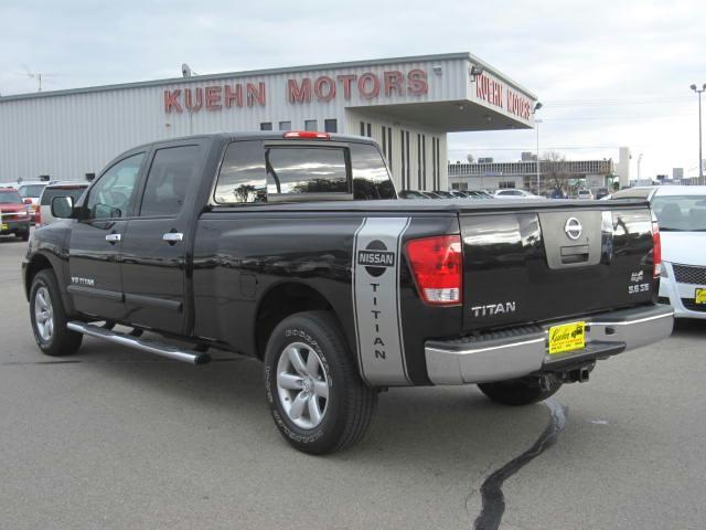 2008 Nissan Titan SE