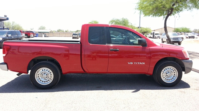 2008 Nissan Titan Luxury R350 4D Utility