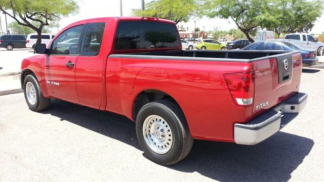 2008 Nissan Titan Luxury R350 4D Utility