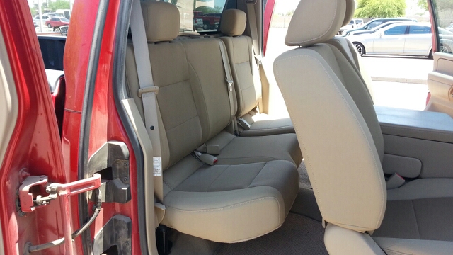 2008 Nissan Titan Luxury R350 4D Utility