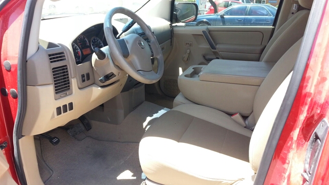 2008 Nissan Titan Luxury R350 4D Utility