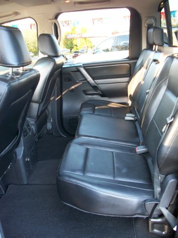2008 Nissan Titan 4d,ac,pw,sunroof,leather