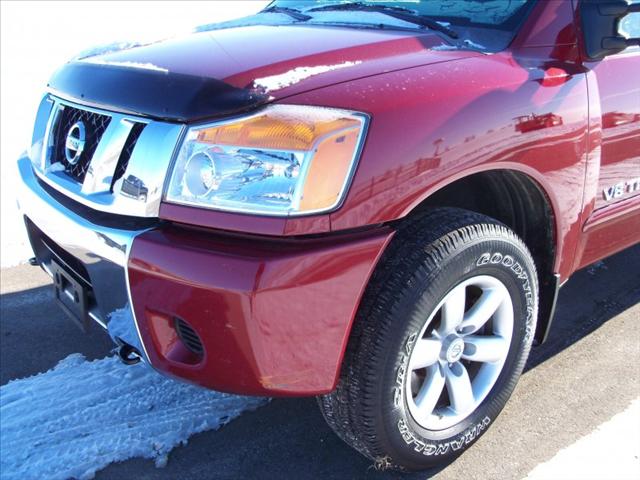2008 Nissan Titan SE