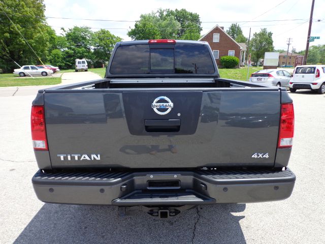 2008 Nissan Titan V-12