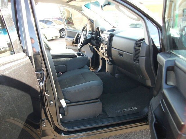 2008 Nissan Titan Base Www.escromotors2.com