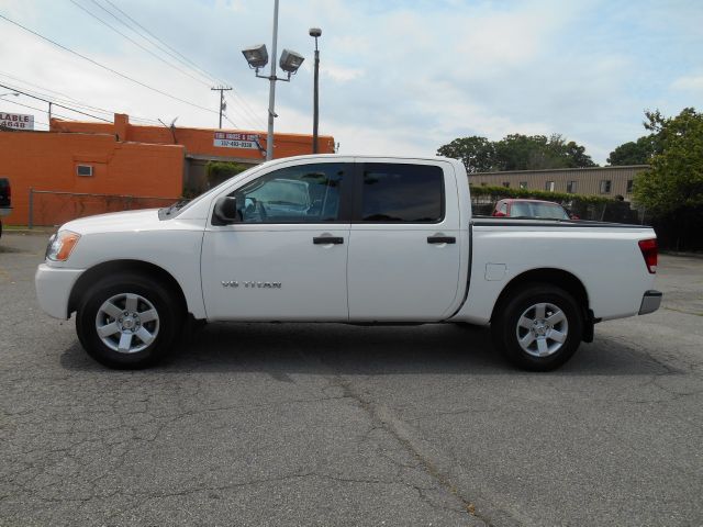 2009 Nissan Titan LT 1500 DVD W/monitorflex Fuel 4X4