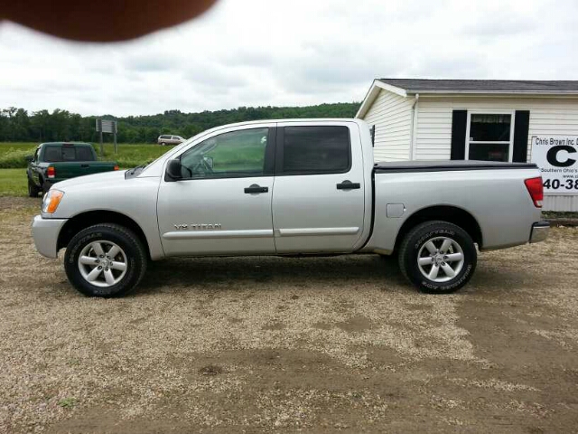 2009 Nissan Titan SE