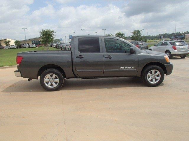 2010 Nissan Titan Unknown