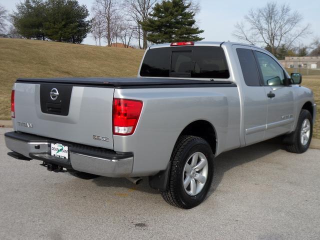 2010 Nissan Titan SE