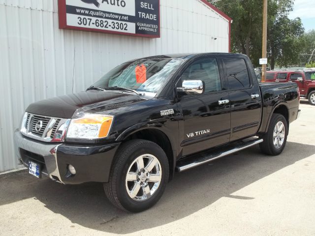2010 Nissan Titan Lx-4wd