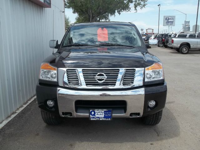 2010 Nissan Titan Lx-4wd