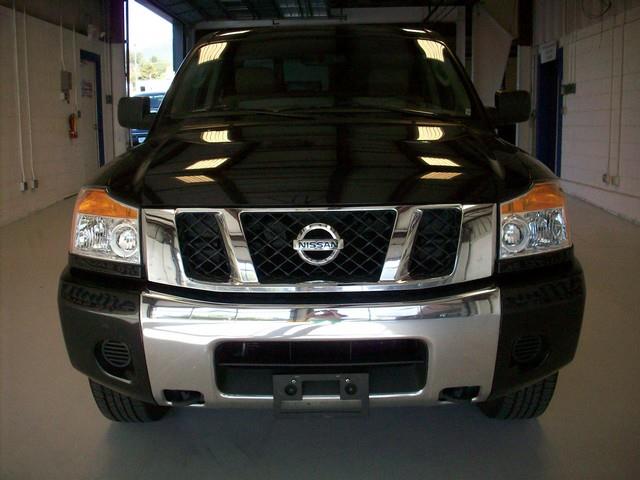 2010 Nissan Titan Limited