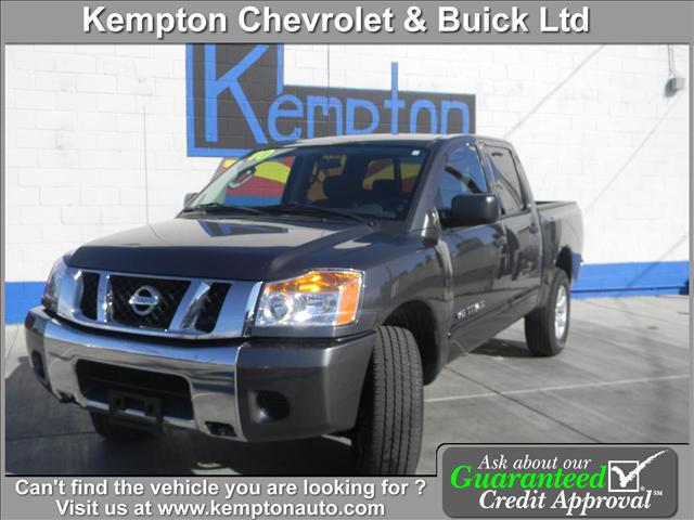 2010 Nissan Titan SE 2WD