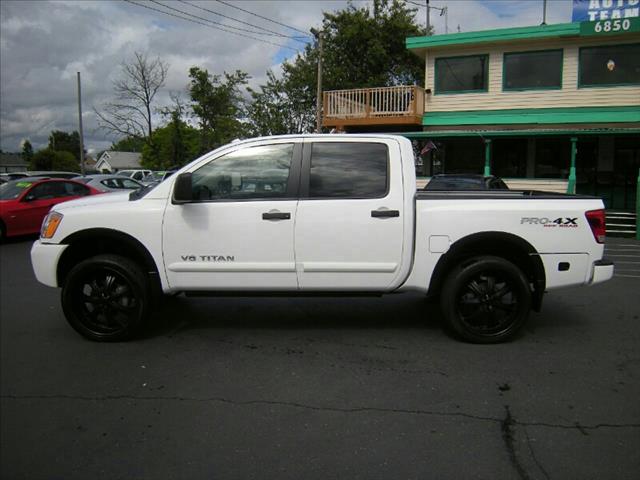 2011 Nissan Titan Unknown