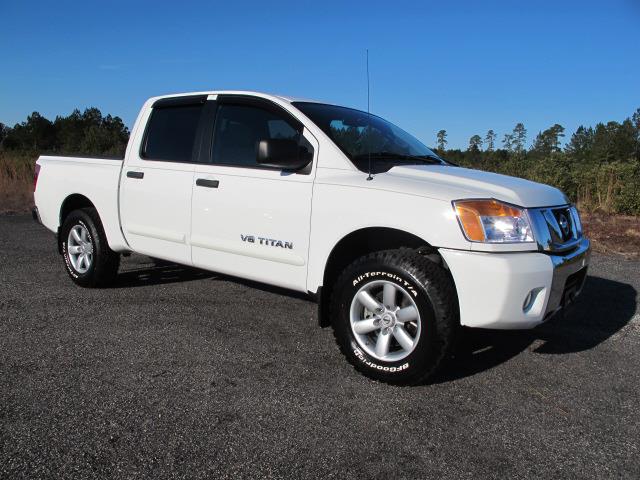 2011 Nissan Titan 4.6L Eddie Bauer